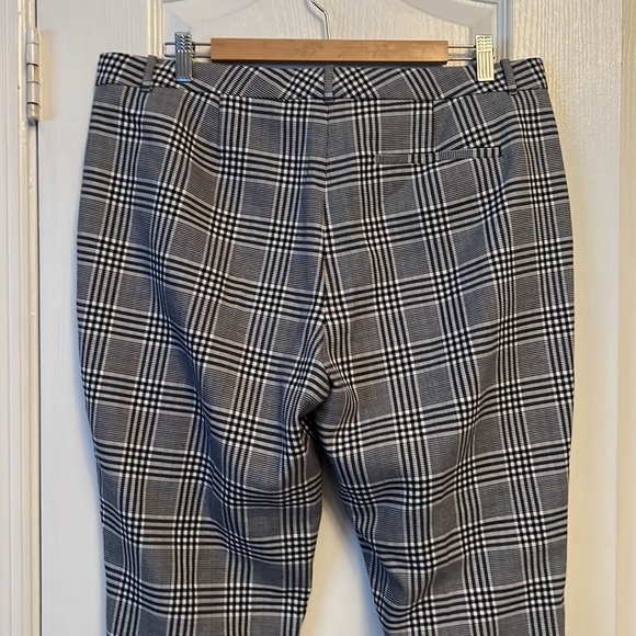 Hugo Boss Plaid Straight Leg Pants - Picture 8 of 13